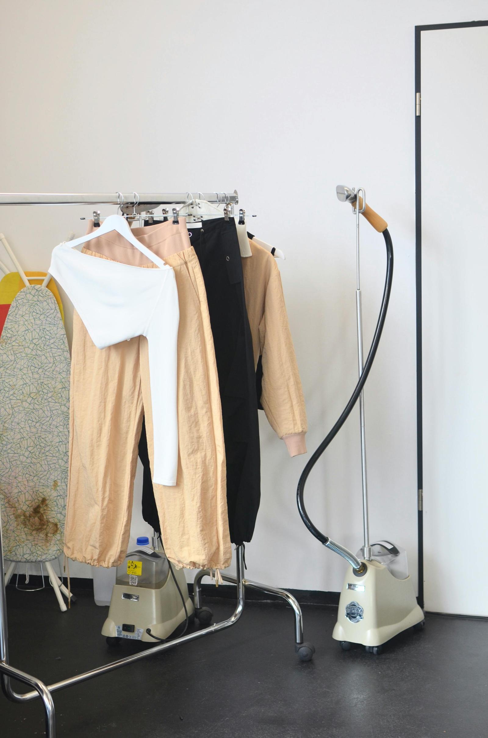 how to use garment steamer